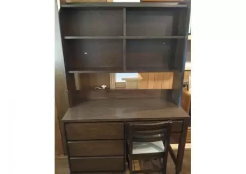 Desk with hutch and chair $30